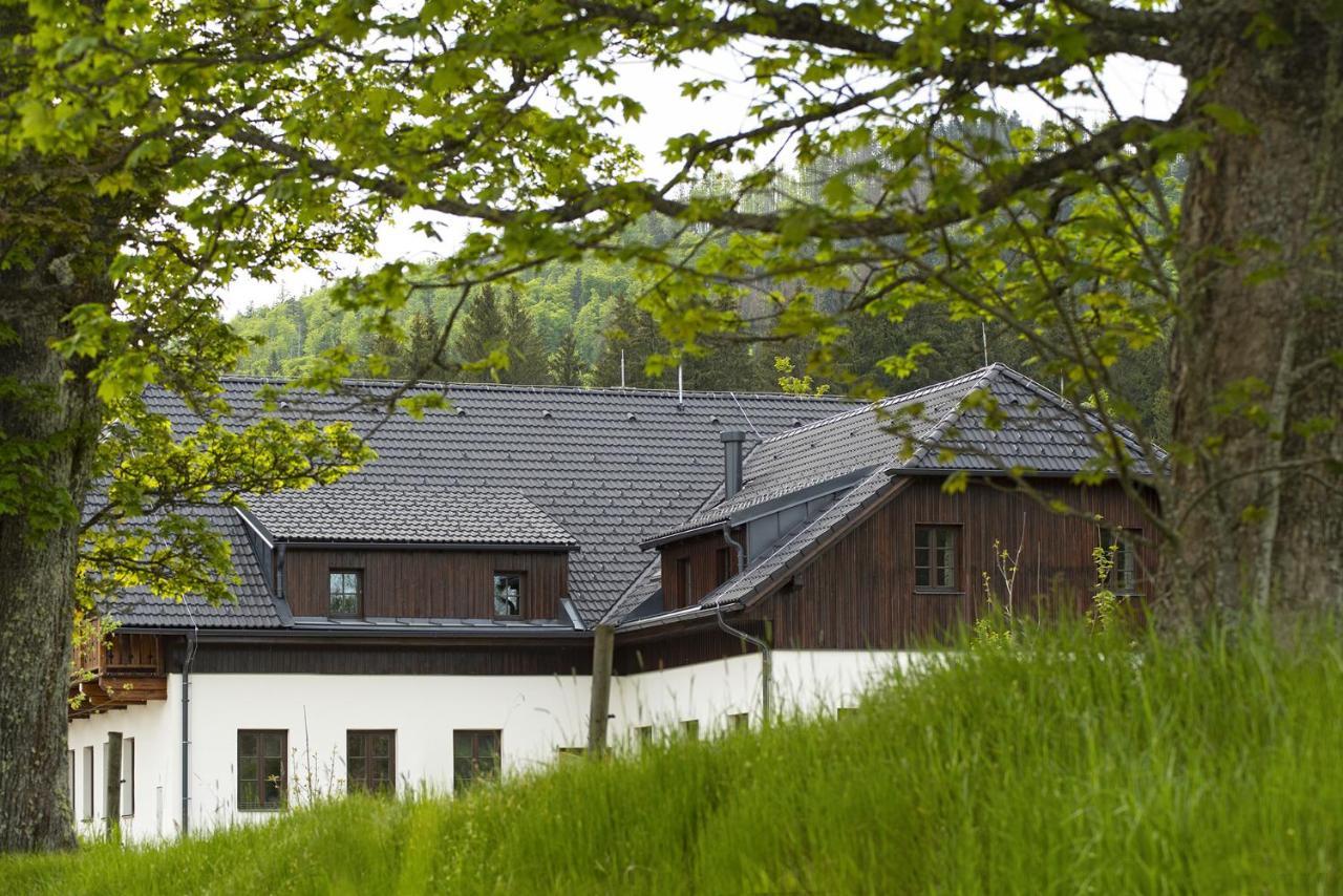 Hotel Dvur Liskovy Vrch Strazny Esterno foto